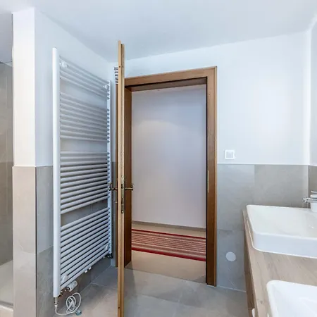Hosp Reutte